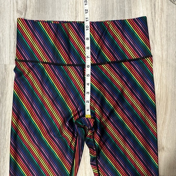 Terez Athletic Leggings Pants Activewear Rainbow Diagonal Stripe Size L - Picture 3 of 7